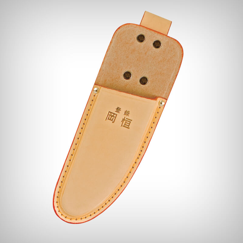 Toc din piele pentru foarfecele Okatsune 103 si 104 Toc din piele pentru foarfecele Okatsune 103 si 104